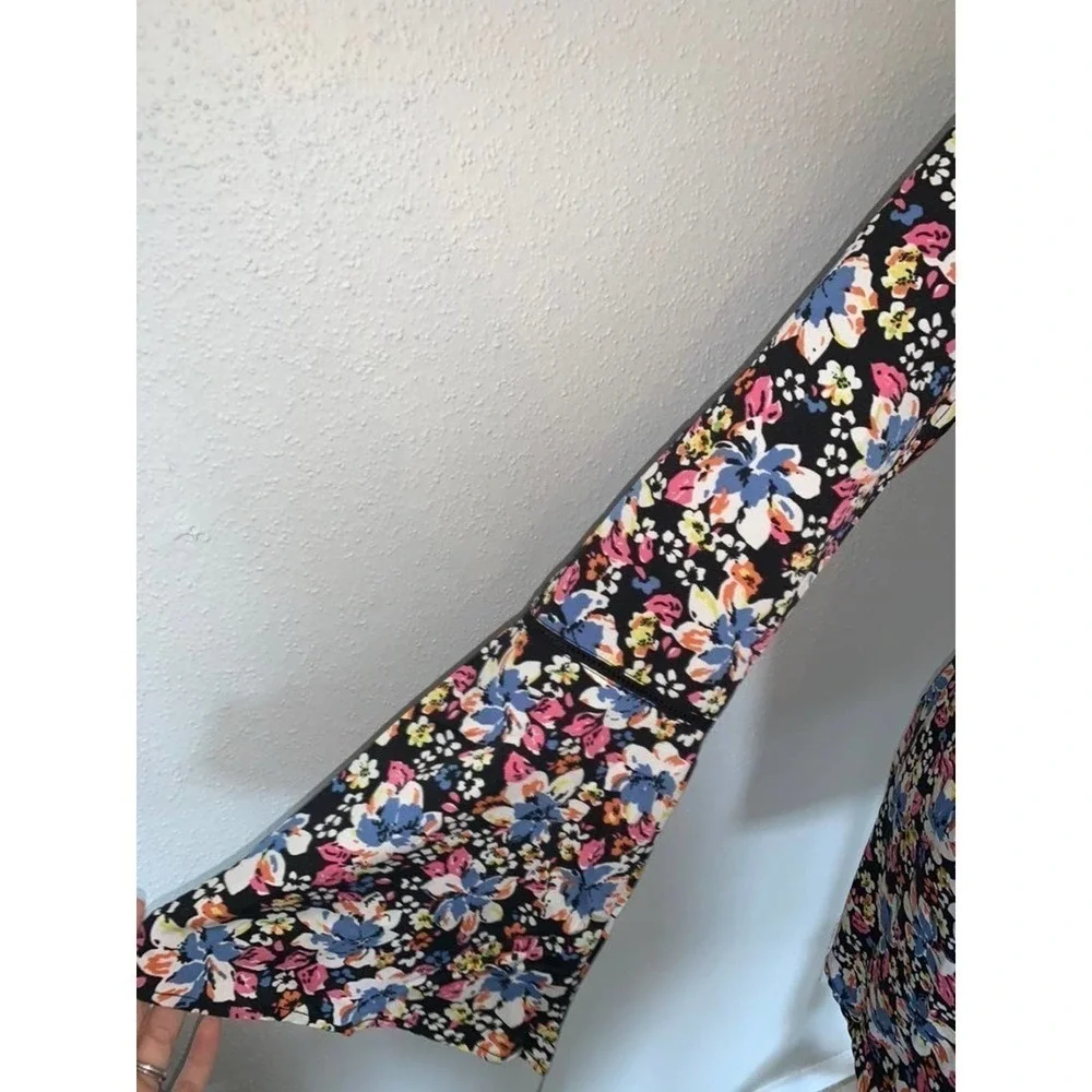 NWT Boohoo Cut-Out Floral Flare Skater Mini Dress Size 10